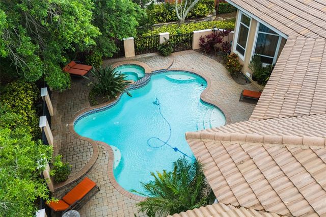 1368 PLAYMOOR DRIVE, Palm Harbor, FL 34683