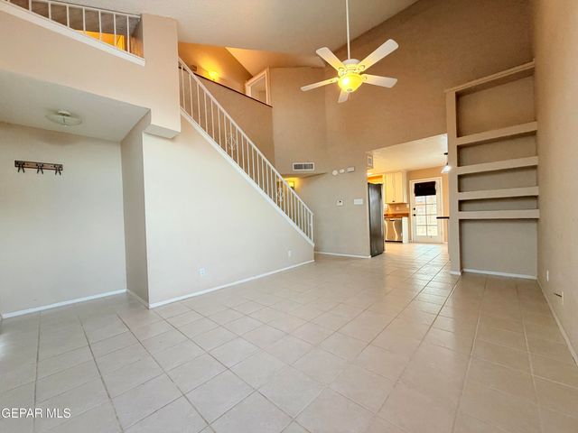 11045 THATCHER POND Lane, El Paso, TX 79934