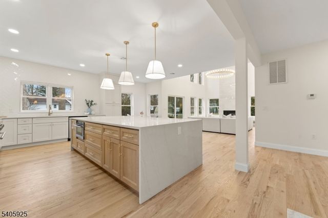 100 Louis St, Hanover Twp., NJ 07981