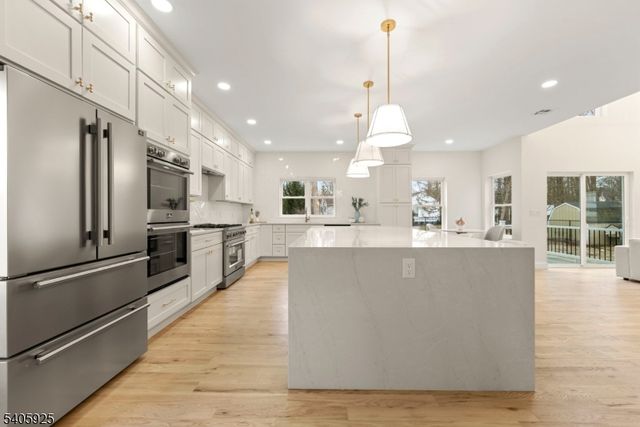 100 Louis St, Hanover Twp., NJ 07981