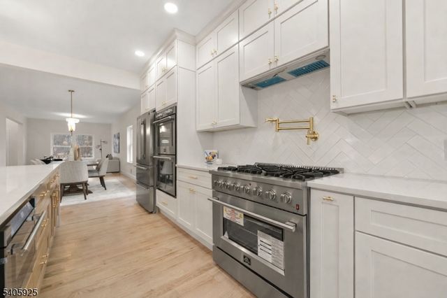 100 Louis St, Hanover Twp., NJ 07981