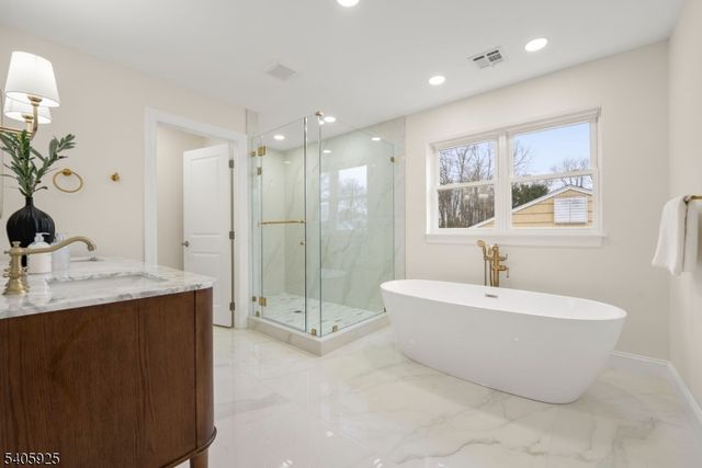 100 Louis St, Hanover Twp., NJ 07981