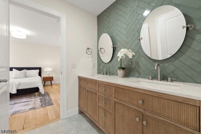 100 Louis St, Hanover Twp., NJ 07981