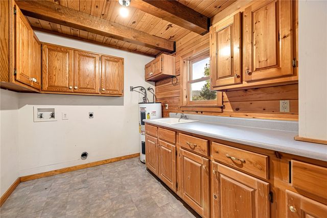 1476 County Road 107, Eureka Springs, AR 72632