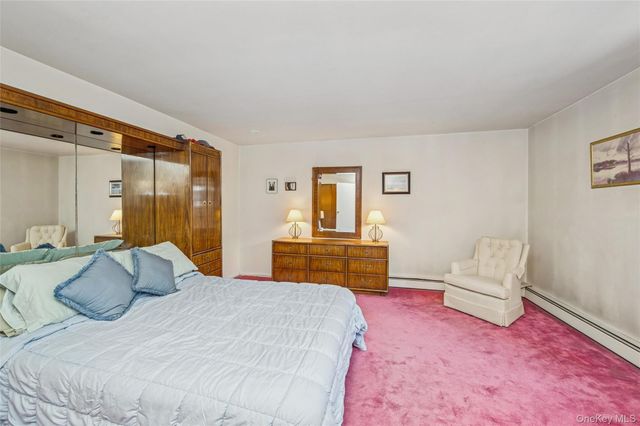 2537 Jerusalem Avenue 2J, North Bellmore, NY 11710