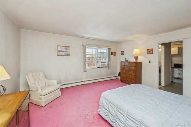 2537 Jerusalem Avenue 2J, North Bellmore, NY 11710