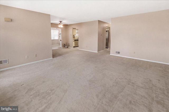6879 SNOWBERRY CT, Frederick, MD 21703