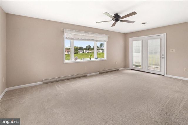 6879 SNOWBERRY CT, Frederick, MD 21703