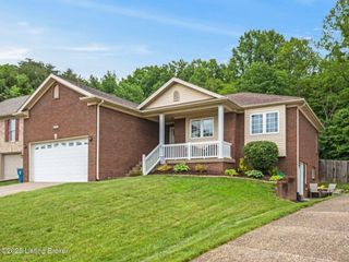 7207 Oakburn Dr, Louisville, KY 40258