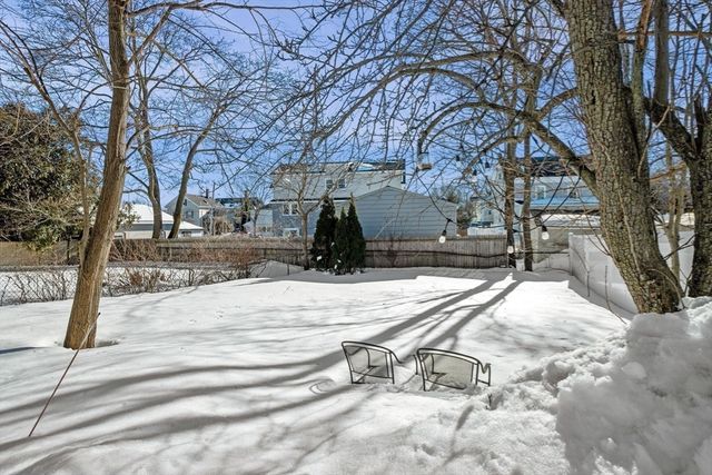 69 Tremont 2, Salem, MA 01970