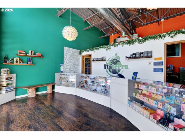 5263 Ne NE MLK Jr. Blvd, Portland, OR 97211
