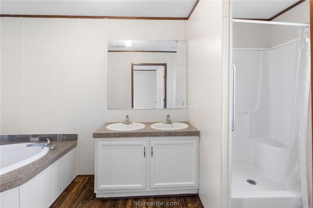 585 FM 60W, Somerville, TX 77863