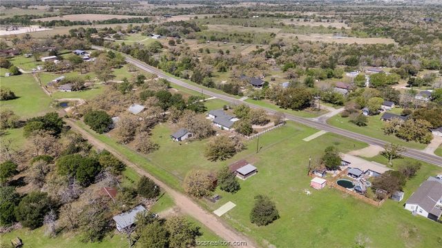 585 FM 60W, Somerville, TX 77863