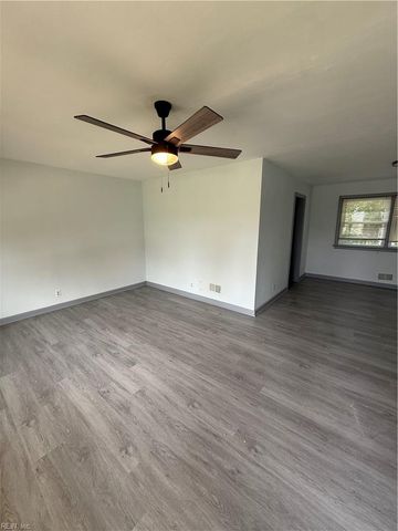 6308 Shelby LN, Virginia Beach, VA 23464