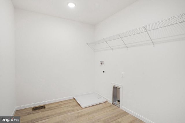 111 CATALPA DR, North East, MD 21901