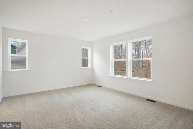 111 CATALPA DR, North East, MD 21901