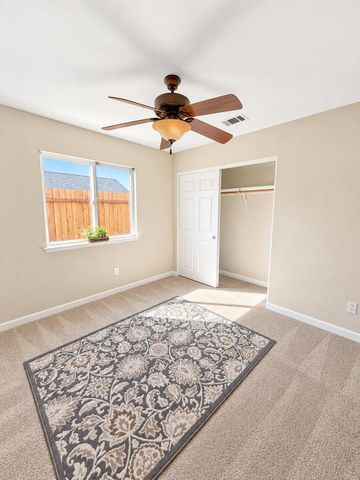 923 Shortland Cir, Manteca, CA 95337