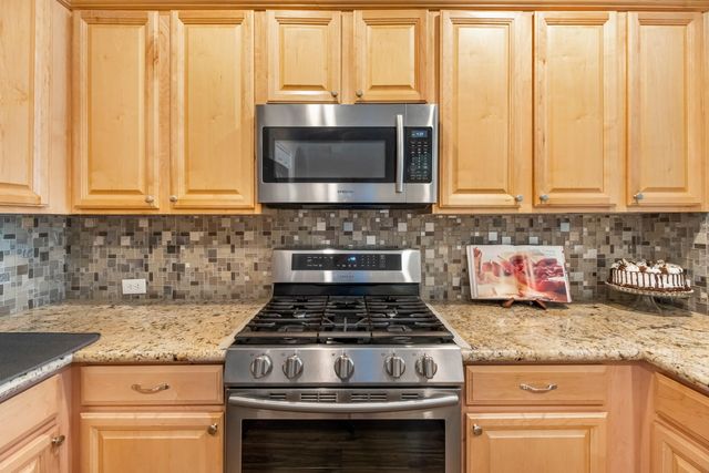 311 Briar Trace Lane, Richmond, TX 77406