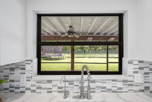 1252 Raintree Lane, Wellington, FL 33414