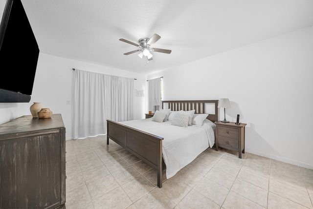 1252 Raintree Lane, Wellington, FL 33414