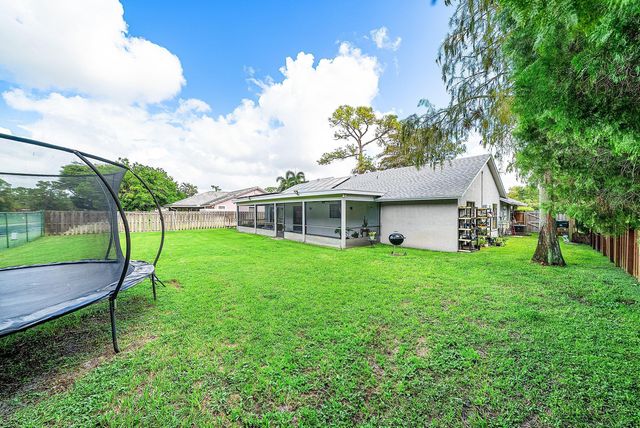 1252 Raintree Lane, Wellington, FL 33414