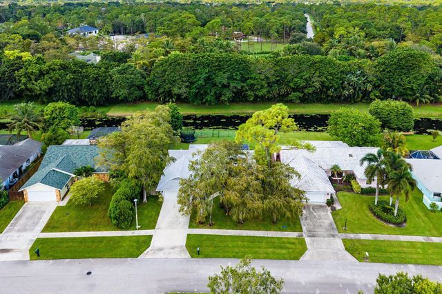 1252 Raintree Lane, Wellington, FL 33414