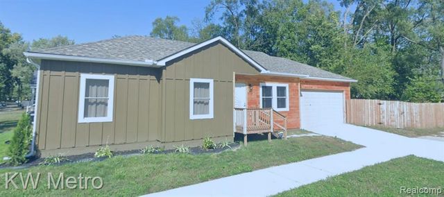 19700 Stahelin Avenue, Detroit, MI 48219