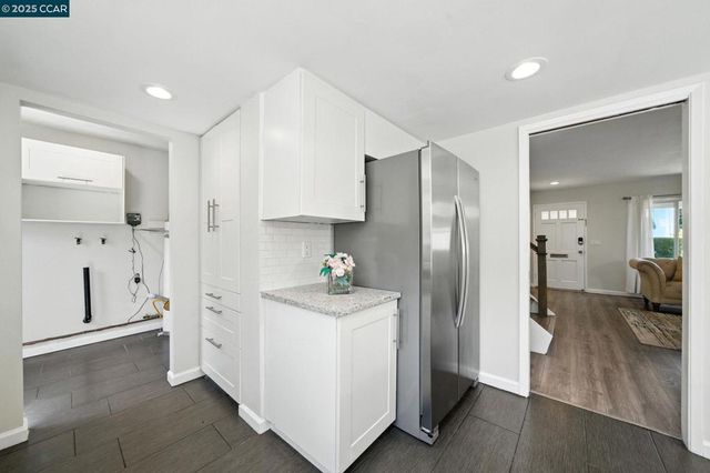 21 Miramonte Dr, Moraga, CA 94556