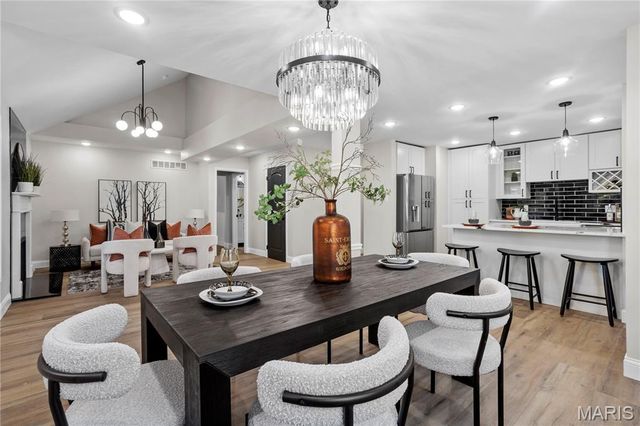 295 Ridge Trail Drive, Chesterfield, MO 63017