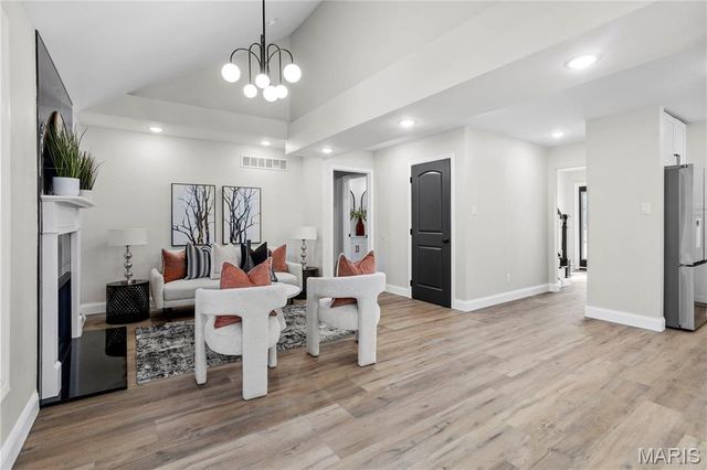 295 Ridge Trail Drive, Chesterfield, MO 63017