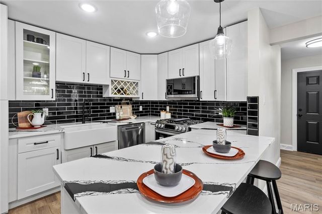 295 Ridge Trail Drive, Chesterfield, MO 63017