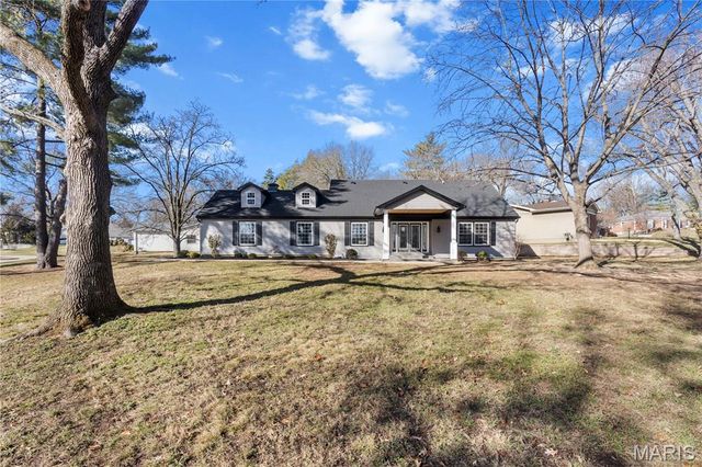 295 Ridge Trail Drive, Chesterfield, MO 63017