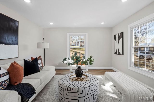 295 Ridge Trail Drive, Chesterfield, MO 63017