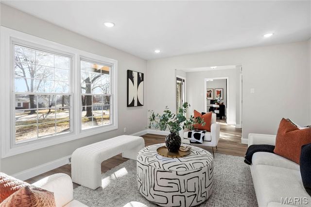 295 Ridge Trail Drive, Chesterfield, MO 63017