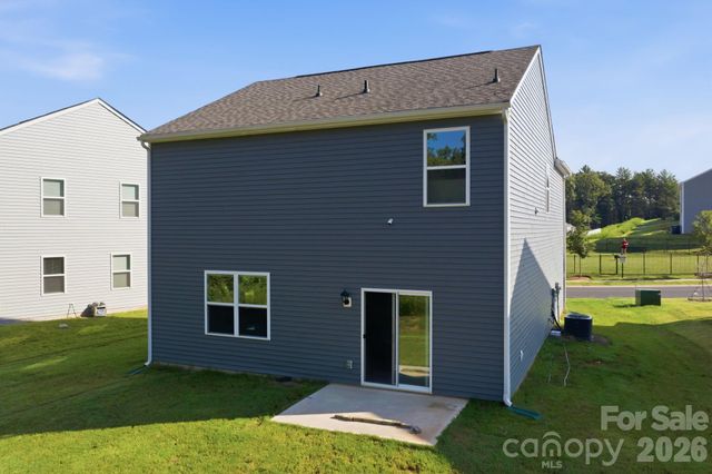 1314 37th Avenue Lane NE, Hickory, NC 28601