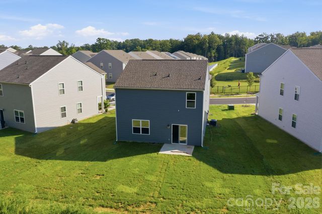 1314 37th Avenue Lane NE, Hickory, NC 28601