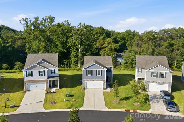 1314 37th Avenue Lane NE, Hickory, NC 28601