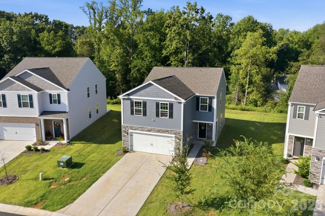 1314 37th Avenue Lane NE, Hickory, NC 28601