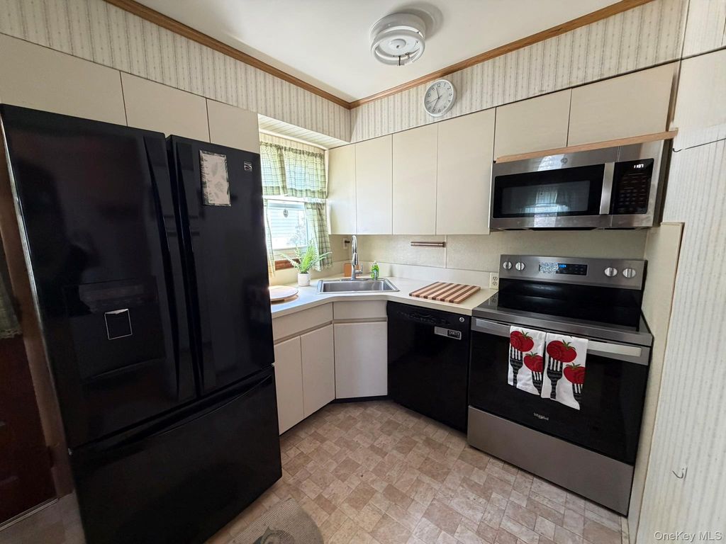 62 Bernard Street, Massapequa, NY 11758 — photo 2