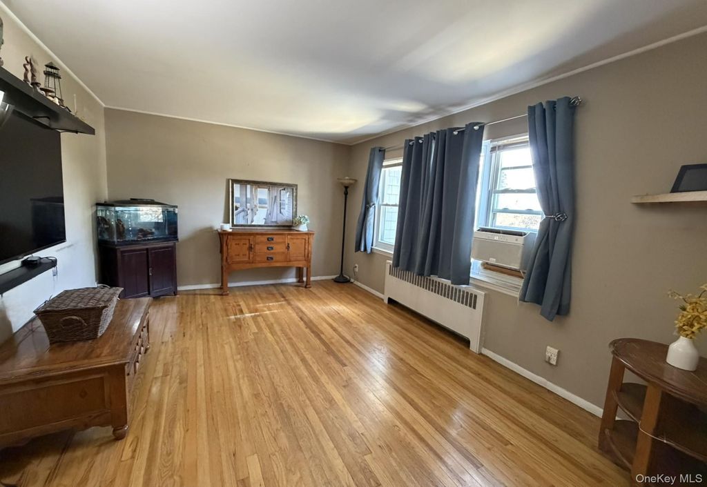 62 Bernard Street, Massapequa, NY 11758 — photo 4