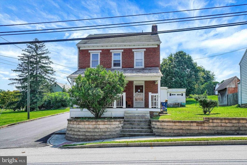25 N MAIN ST, York, PA 17403