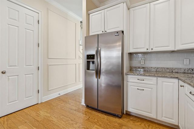 3302 W IOWA AVENUE, Tampa, FL 33611