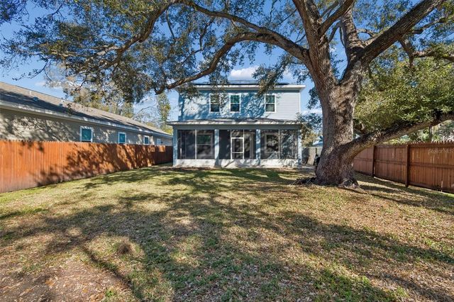 3302 W IOWA AVENUE, Tampa, FL 33611