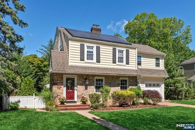 448 Fairfield Avenue, Ridgewood, NJ 07450