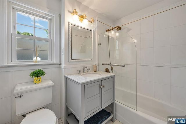 448 Fairfield Avenue, Ridgewood, NJ 07450