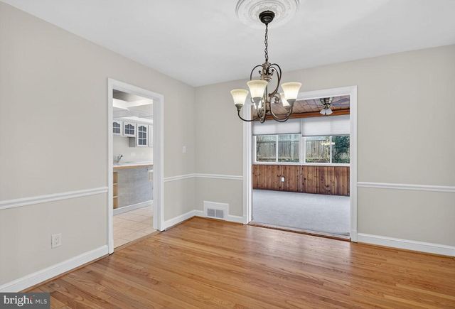 4503 WOODFIELD RD, Kensington, MD 20895