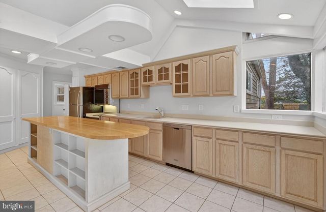 4503 WOODFIELD RD, Kensington, MD 20895