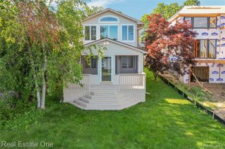 9047 Gale Road, White Lake Charter Township, MI 48386