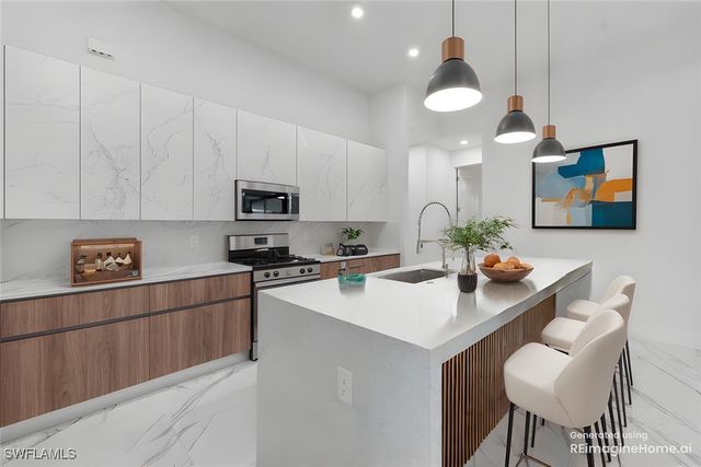 4113 NW 22nd ST, Cape Coral, FL 33993