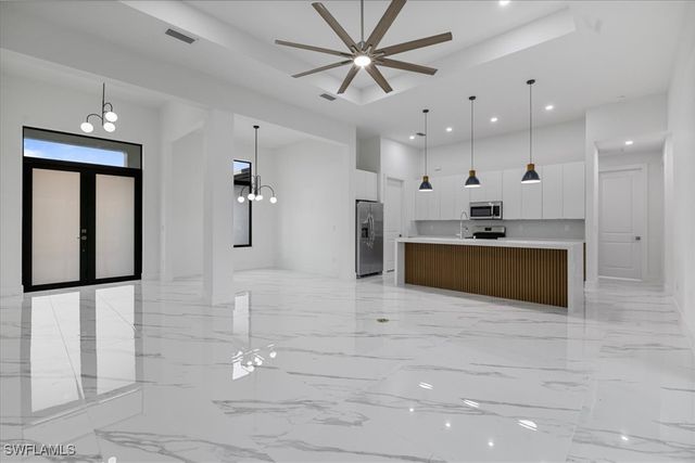 4113 NW 22nd ST, Cape Coral, FL 33993